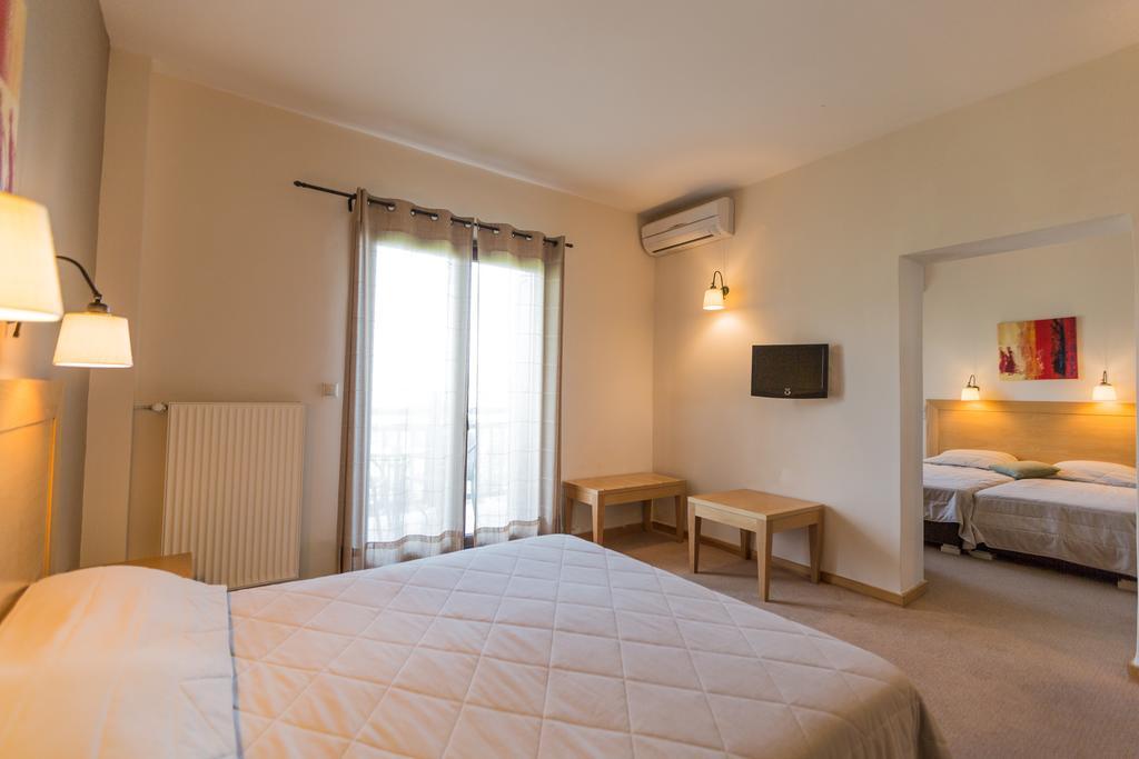 Hotel San Stefano Tsagkarada Oda fotoğraf